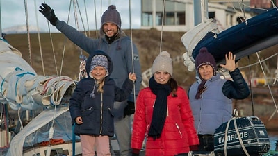 Klochkov Family travels on yacht around the world