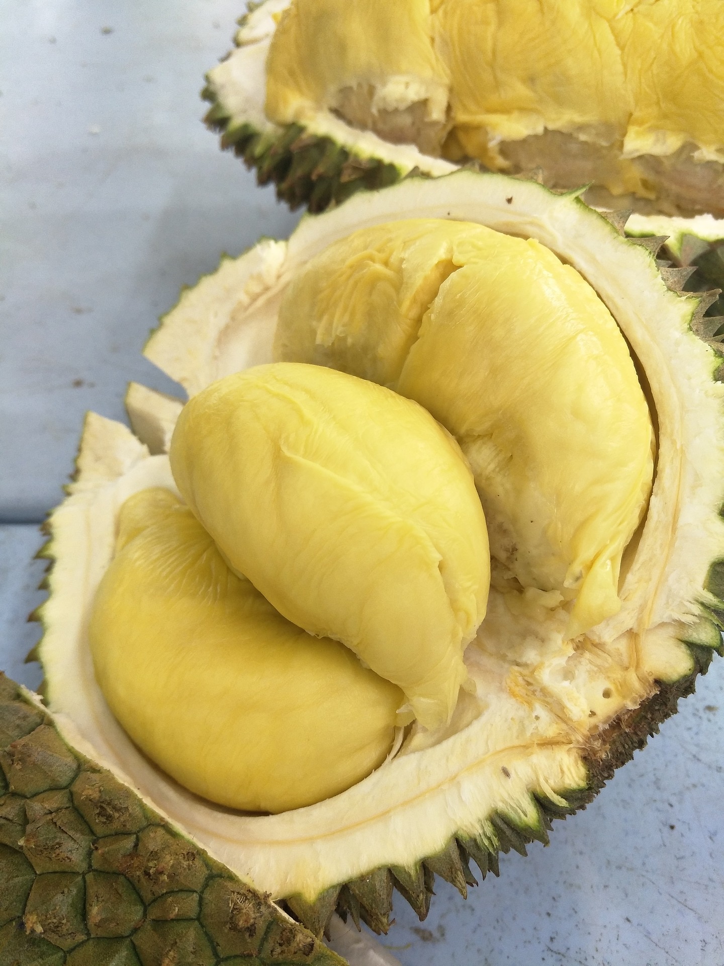 SBS Language | Stinking expensive fruit: The durian selling for nearly