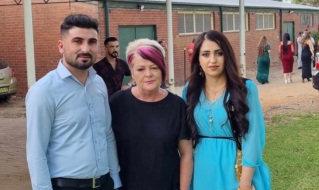 Belinda Crain with members of Yezidi community