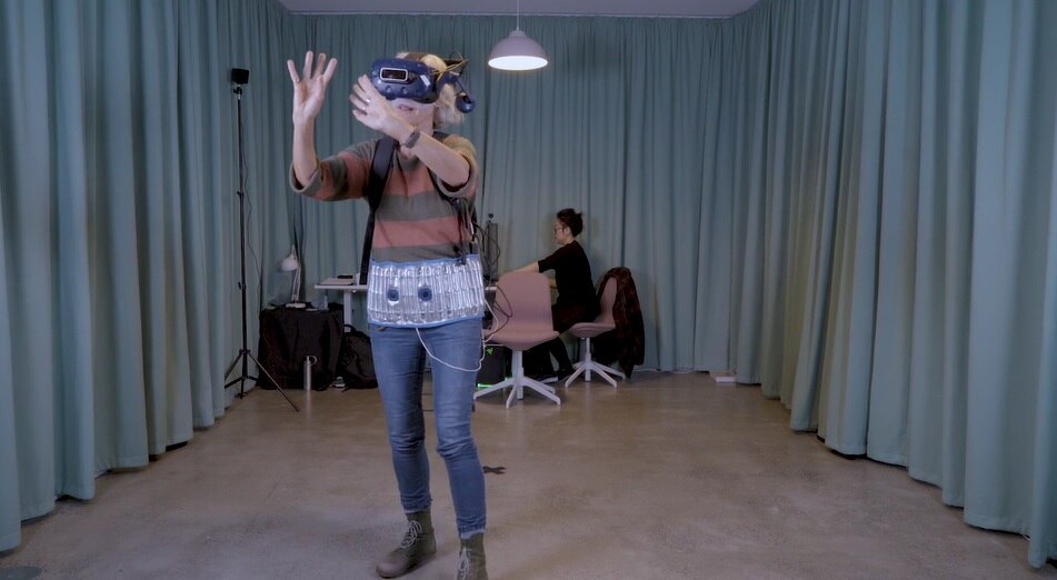 A participant taking part in the VR project.