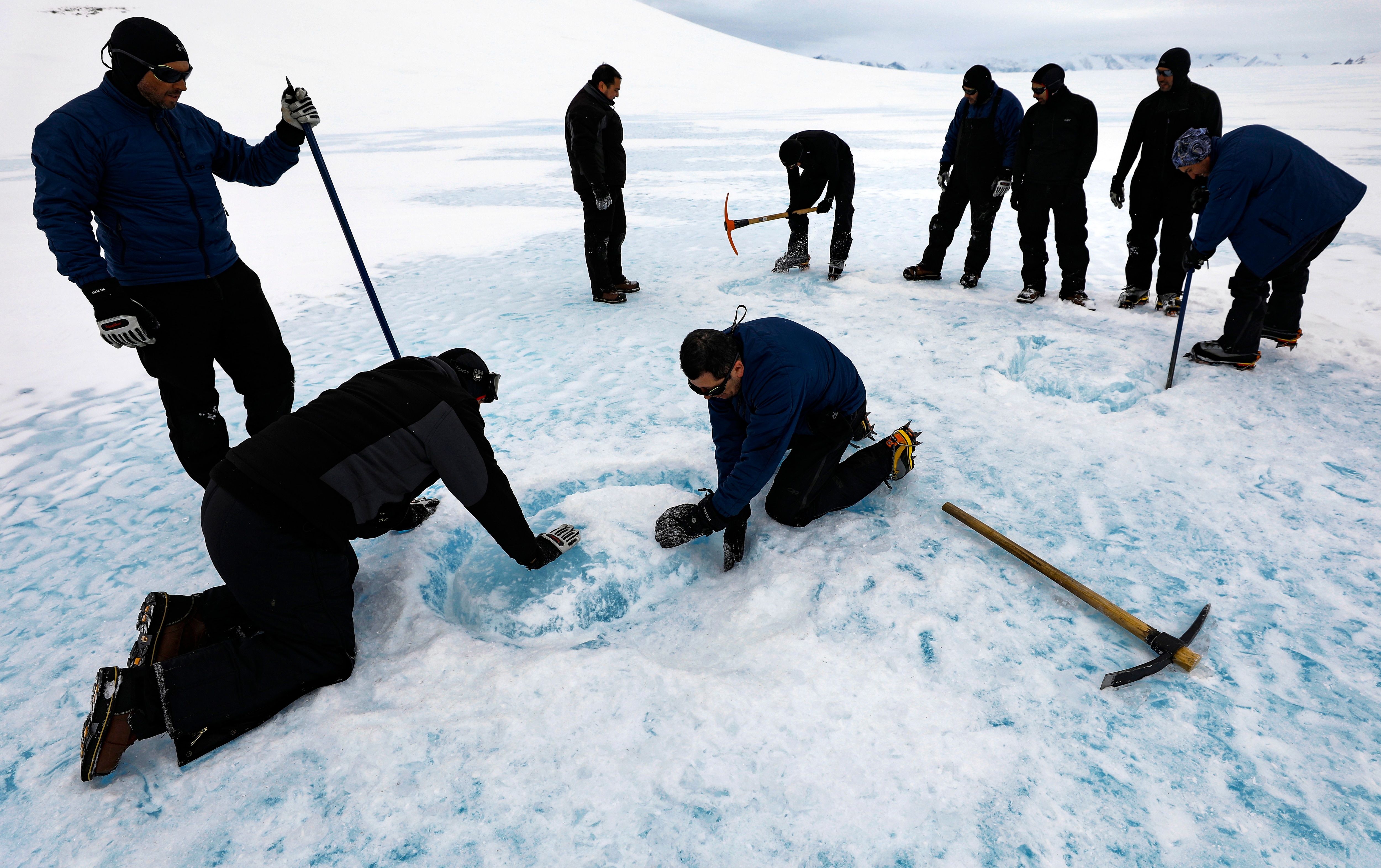 Australia to keeping Antarctic free of mining, military