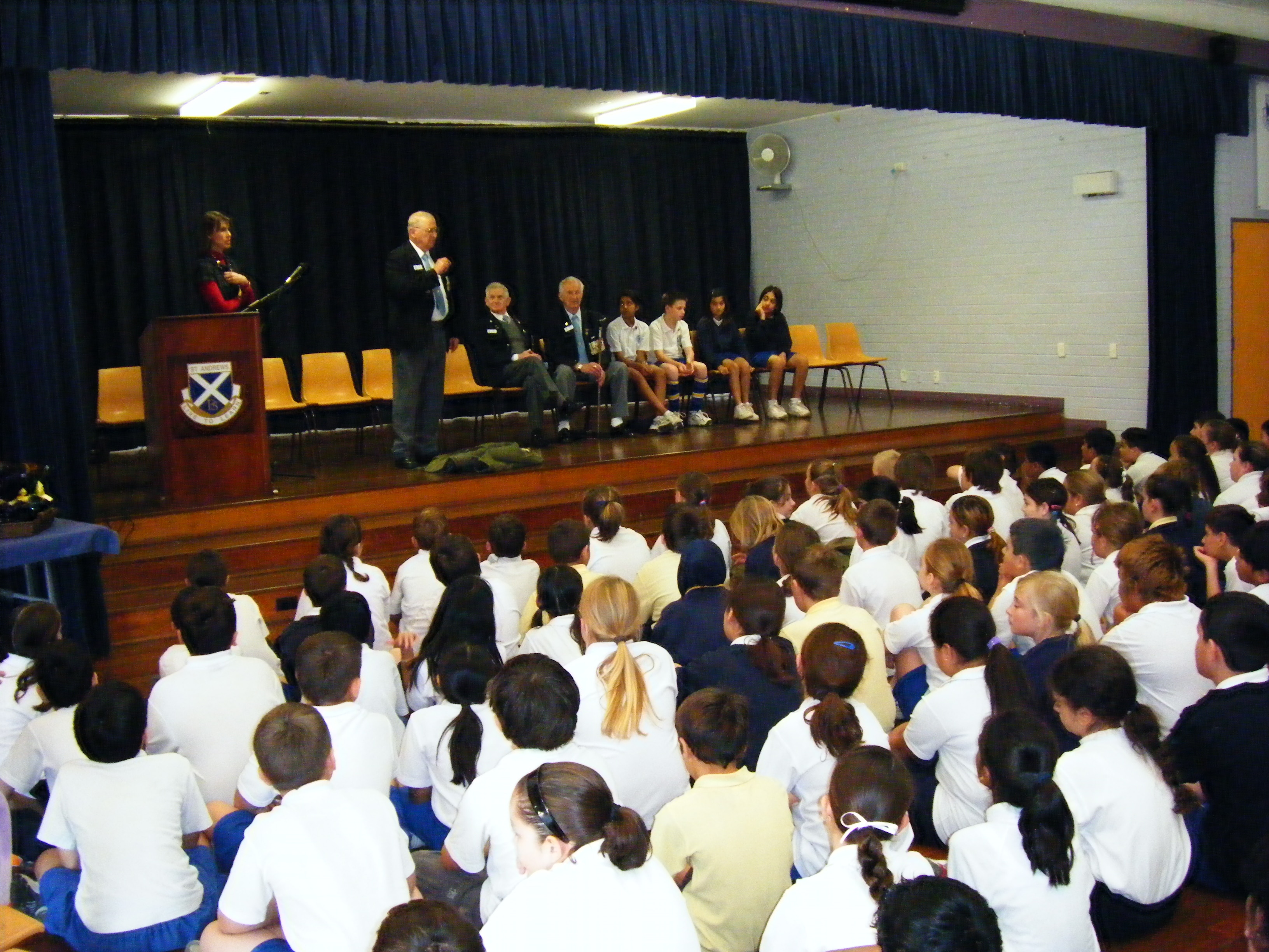 Members of the NSW Korean War Veterans Association share their experience of war with pupils at St Andrews Public School in 2009.
