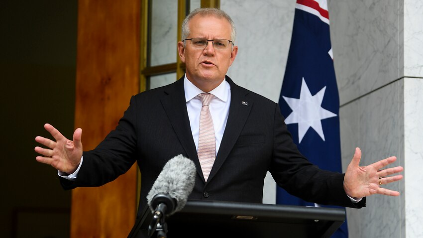 El primer ministro Scott Morrison habla con los medios de comunicaciÃ³n durante una conferencia de prensa en la Casa del Parlamento en Canberra.