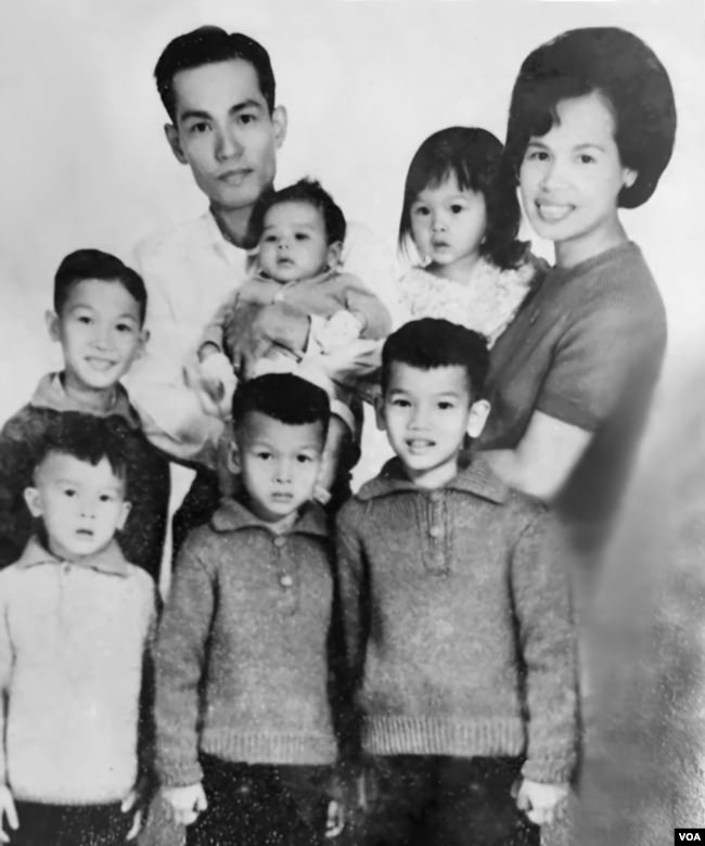Gia đình Đại tá Nguyễn Tuấn 