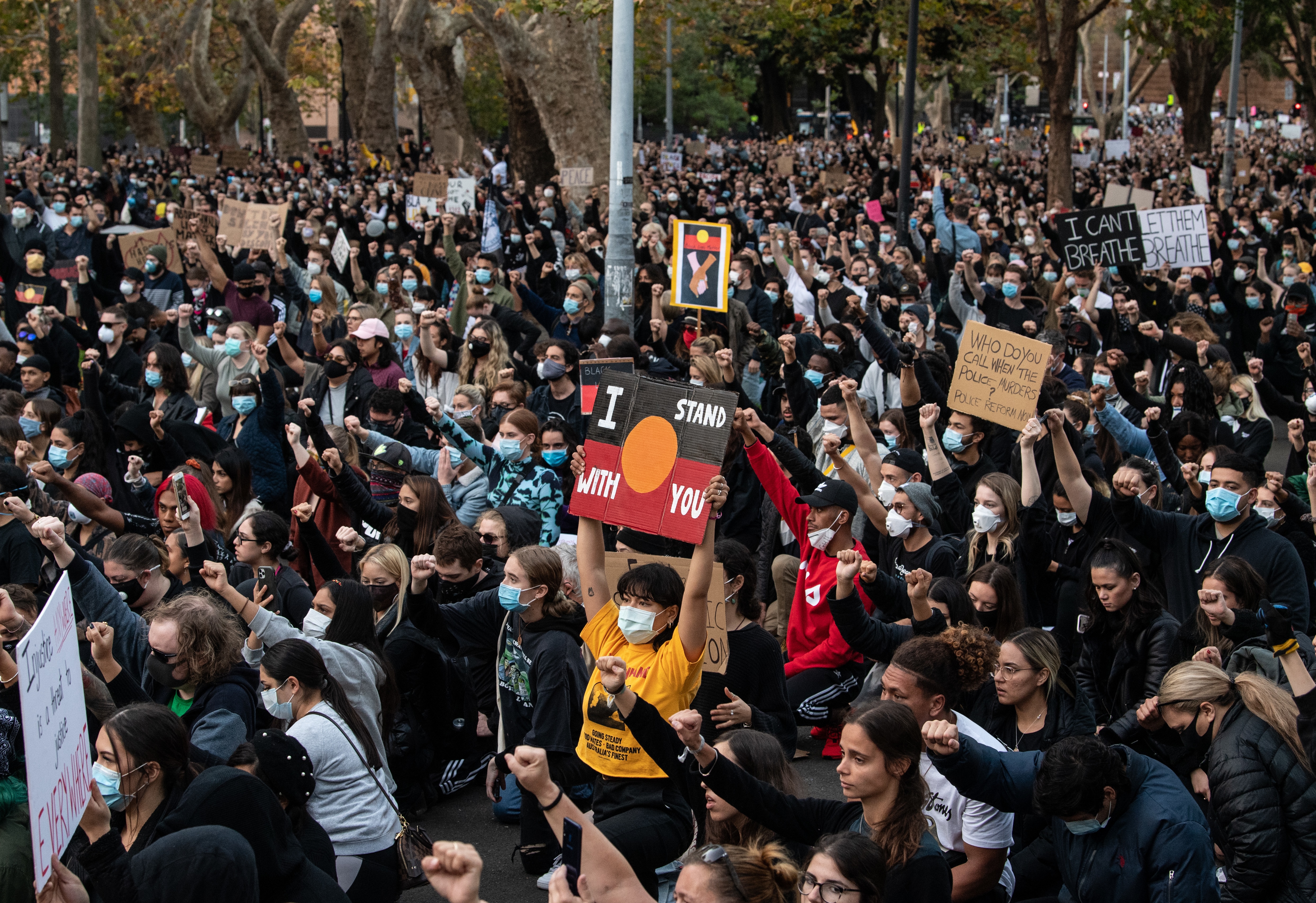 Thousands of protesters took a knee in Sydney at 4.32pm to mark the 432 Indigenous deaths in custody since 1991. Thousands of protesters took a knee in Sydney at 4.32pm to mark the 432 Indigenous deaths in custody since 1991.