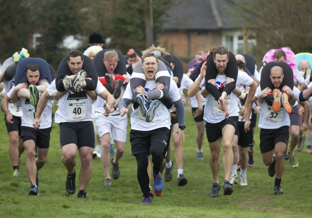 Lithuanian Couple Win World Wife Carrying Championship Sbs News 