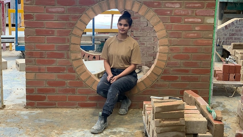 Sbs Language International Student Breaks Social Norms And Gender Barriers To Build Her Career Brick By Brick