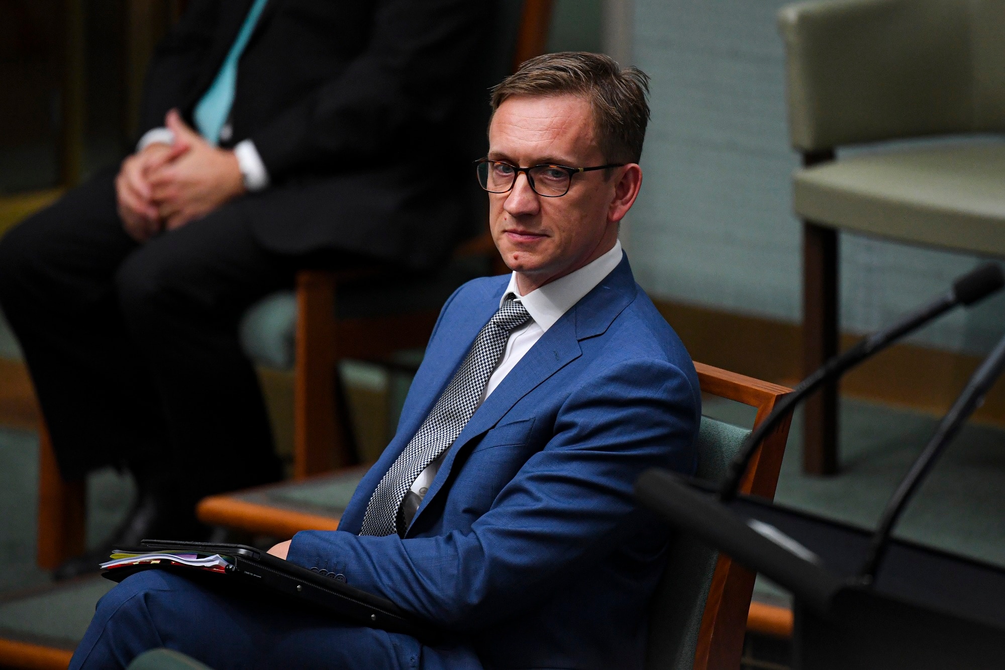 Labor MP Julian Hill has written a letter to federal Health Minister Greg Hunt requesting the urgent implementation of a campaign to counter misinformation.