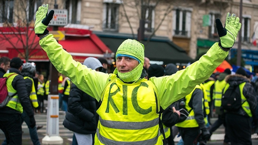 Yellow vests return to the streets despite Macron's debate strategy ...