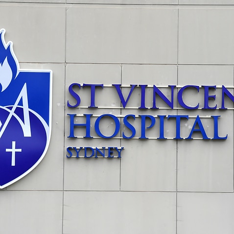 The exterior of St Vincent’s Hospital is seen at Darlinghurst in Sydney, Monday, December 27, 2021.  (AAP Image/Mick Tsikas) NO ARCHIVING