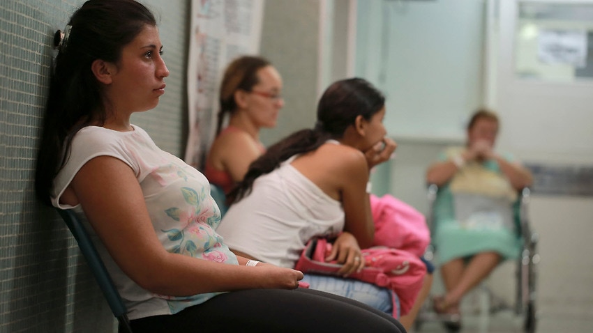 More Than 5000 Pregnant Women In Colombia Have Zika Virus Government Sbs News 0255