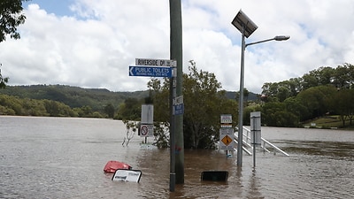 A Dynamic Flood Situation Residents Of Northern Nsw On High Alert After Tweed River Breaks Its Banks