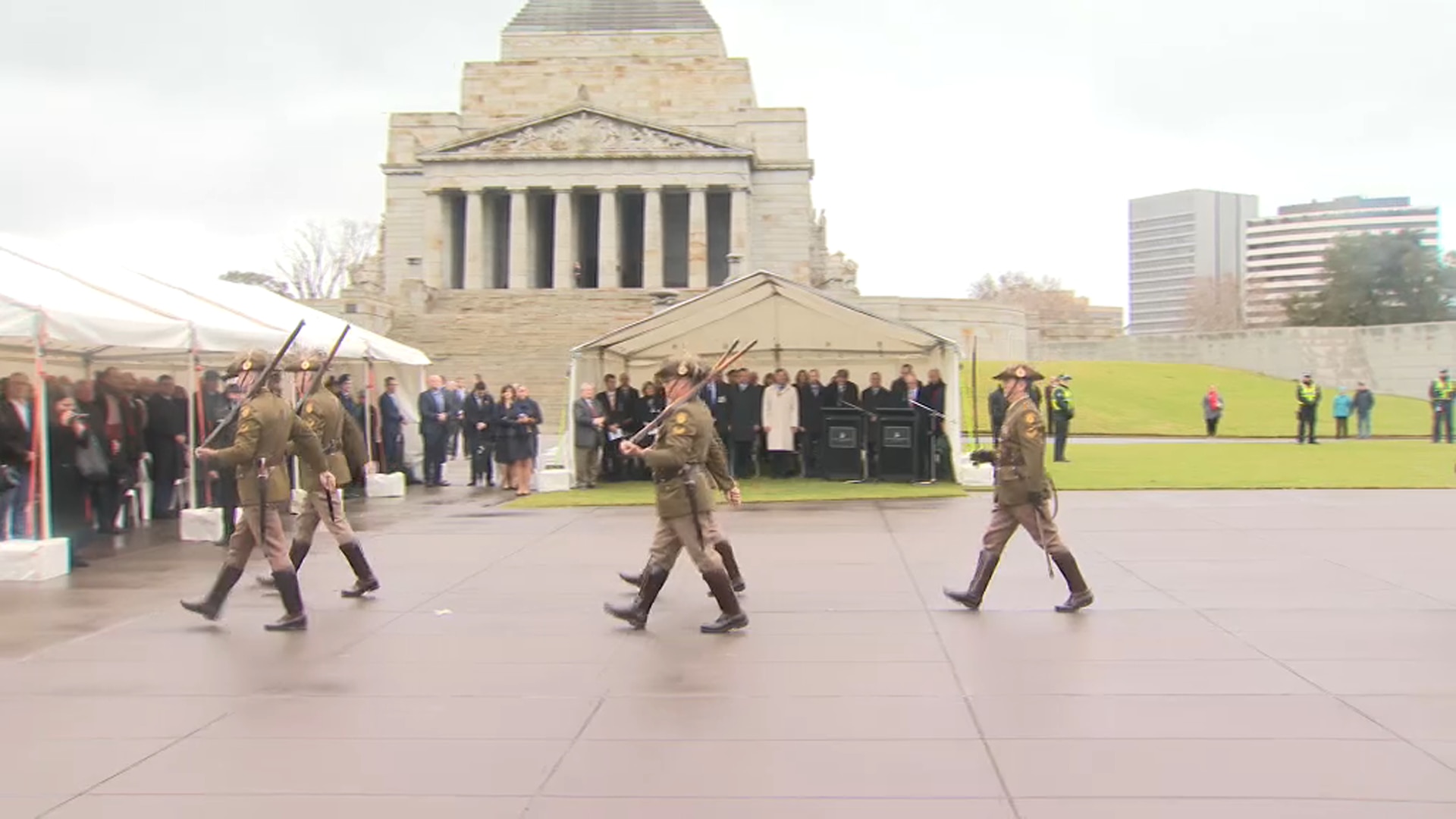 The ceremony at Melbourne's Shrine of Remembrance marked the seventy-seventh anniversary of the Tobruk defence.