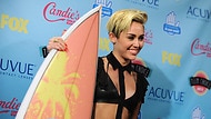 Miley Cyrus won a Teen Choice Award for 'We Can't Stop'. August, 2013.
