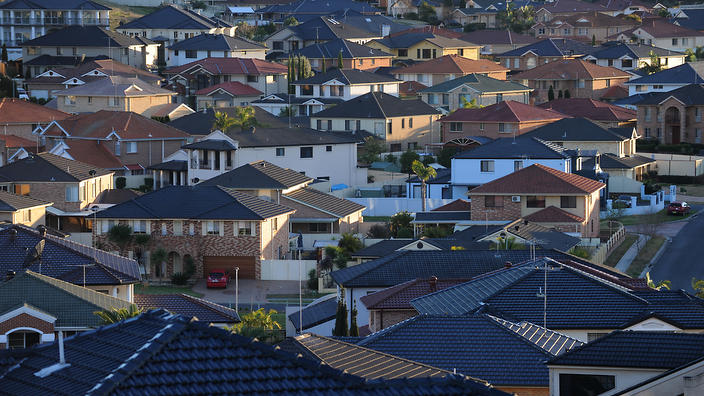 House price in Sydney and Melbourne has been suffered from a major setback.