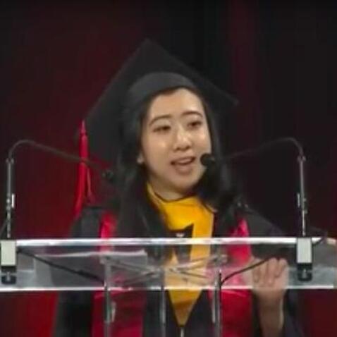  Chinese student Yang Shuping makes her controversial commencement speech. (YouTube) 