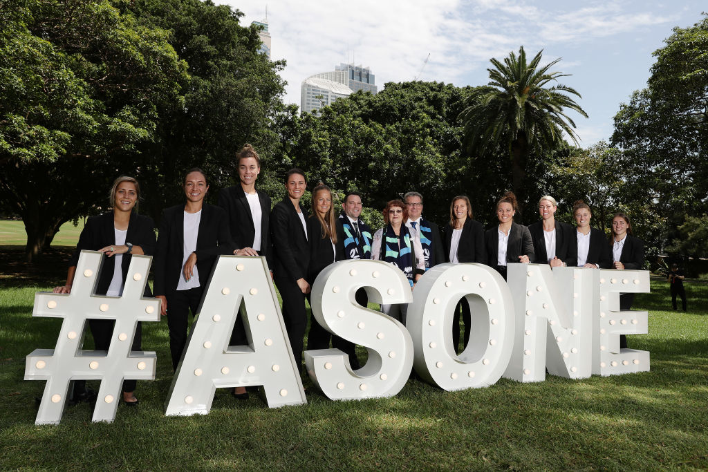 The Matildas pose with FFA Chairman Chris Nikou, NZ Football President Johanna Woodand and FFA CEO James Johnson Australia & New Zealand FIFA 2023 Women's World Cup Bid Media Opportunity