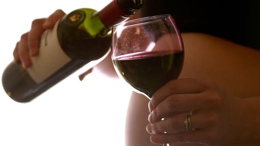 A mandatory warning pictogram on alcohol will aim to stop pregnant women from drinking.