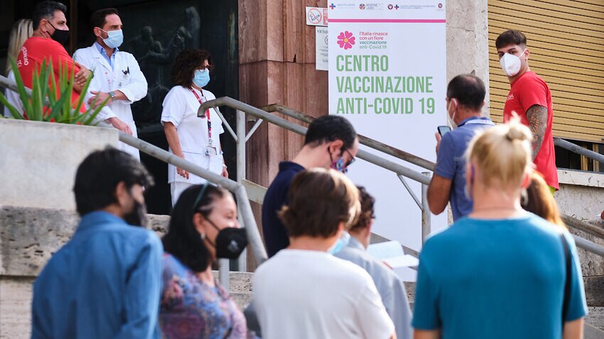 Image for read more article 'Italy makes COVID-19 health pass mandatory for all workers'