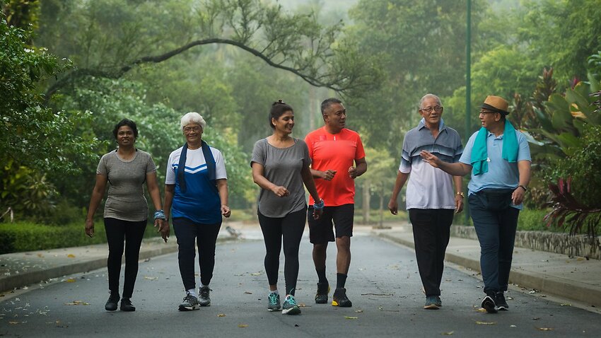 sbs-language-the-benefits-of-joining-a-walking-group