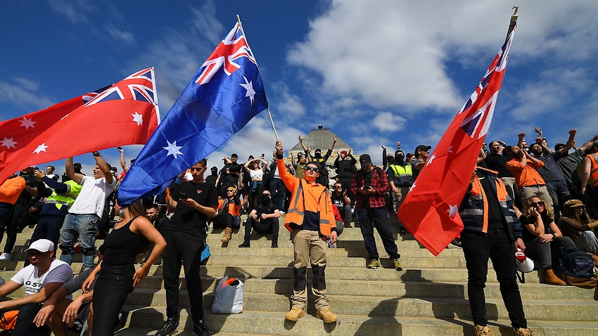 Image for read more article 'Calls for inquiry into the influence of the far-right in Victoria after violent protests'