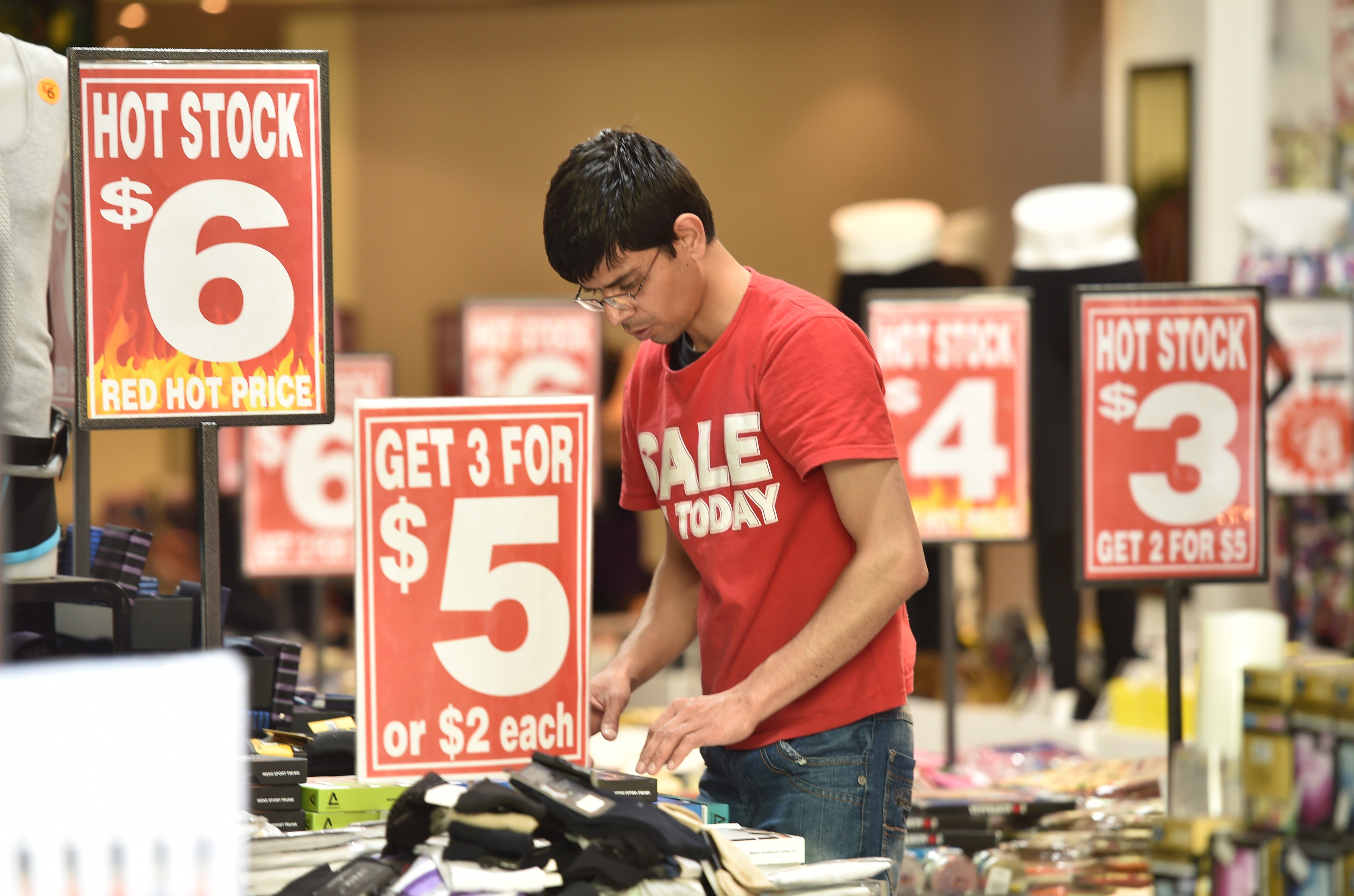 Labor says a lot of part-time retail workers will be better off under its tax plan. 