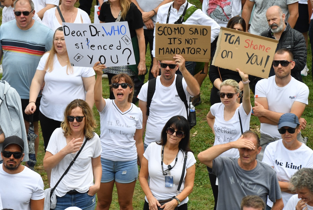 Protesters participate in a 'Reclaim The Line' rally against vaccination mandates along the Parramatta River in Sydney, 7 November 2021.