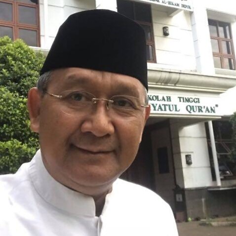 Prof Dr Rochmat Wahab from Universitas Negeri Yogyakarta