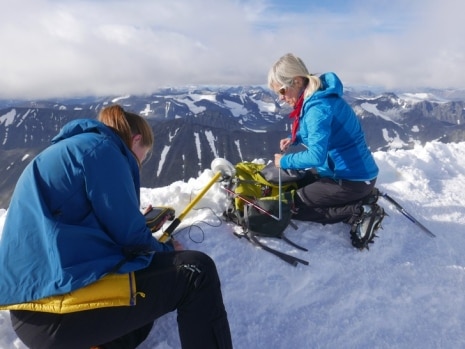 Pia Eriksson and Gunhild Ninis Rosqvist measuring the southern glacier of Kebenekaise in 2017