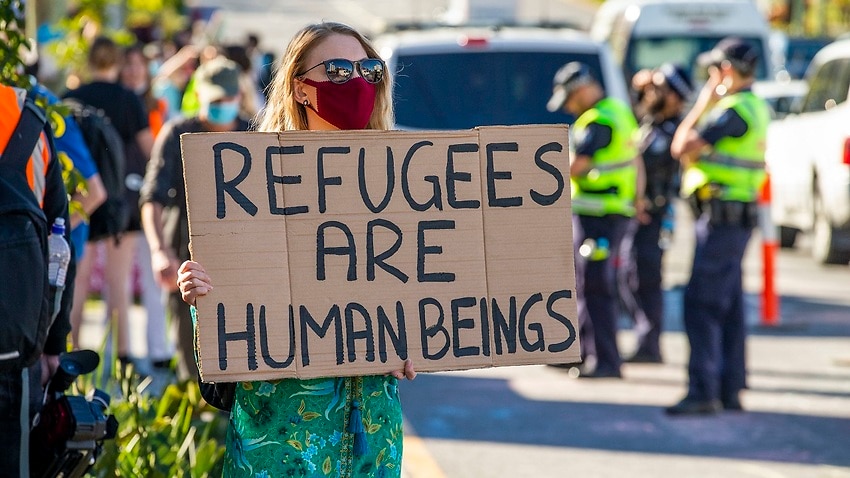 Protesters Demand Release Of Asylum Seekers After Seven Years Of Offshore Detention Sbs News 2491