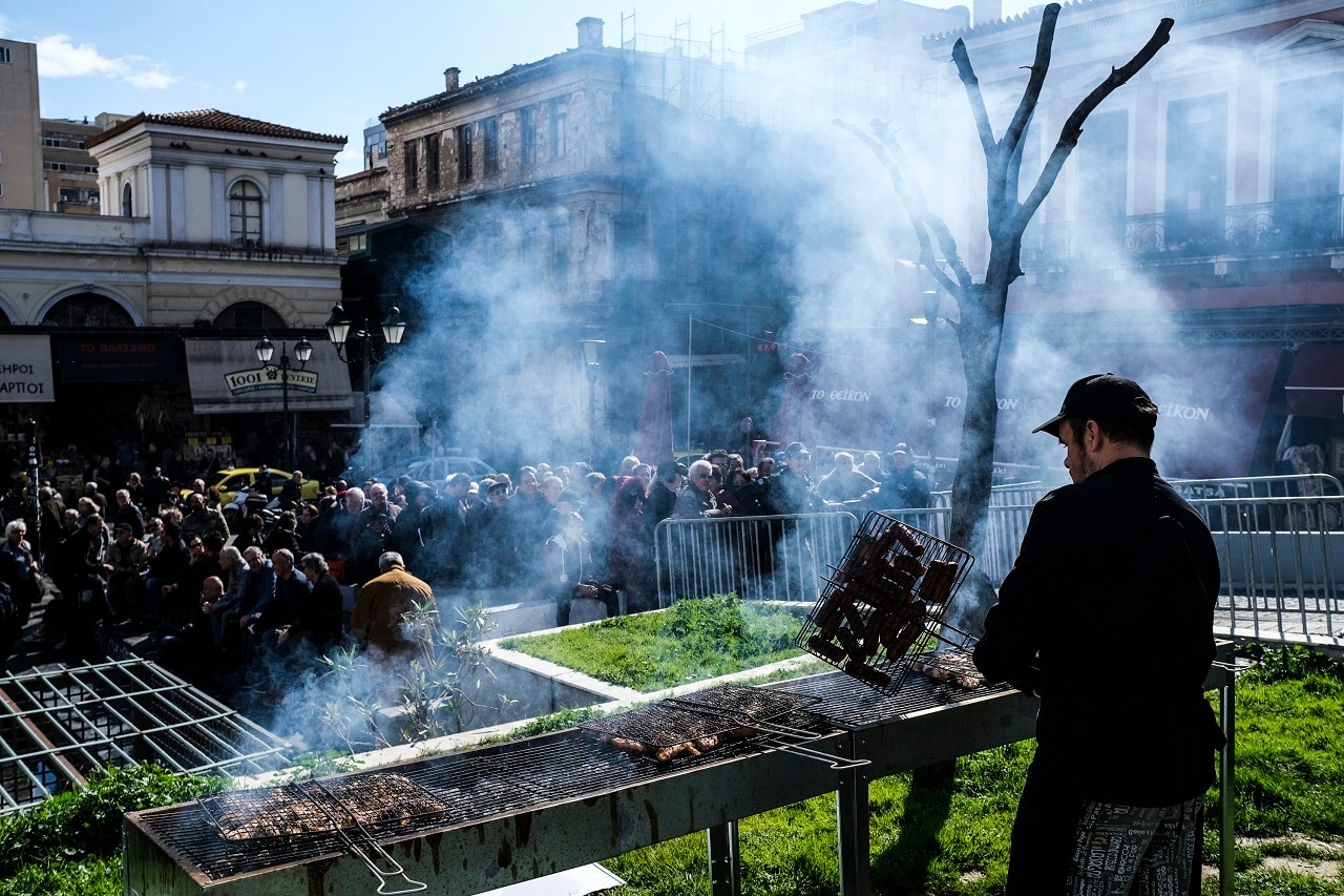 sbs-language-tsiknopempti-why-do-greek-orthodox-christians-have-a-meat-feast-day