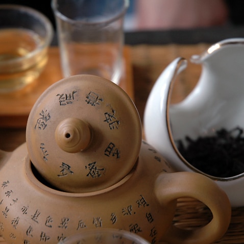 Chinese tea pot