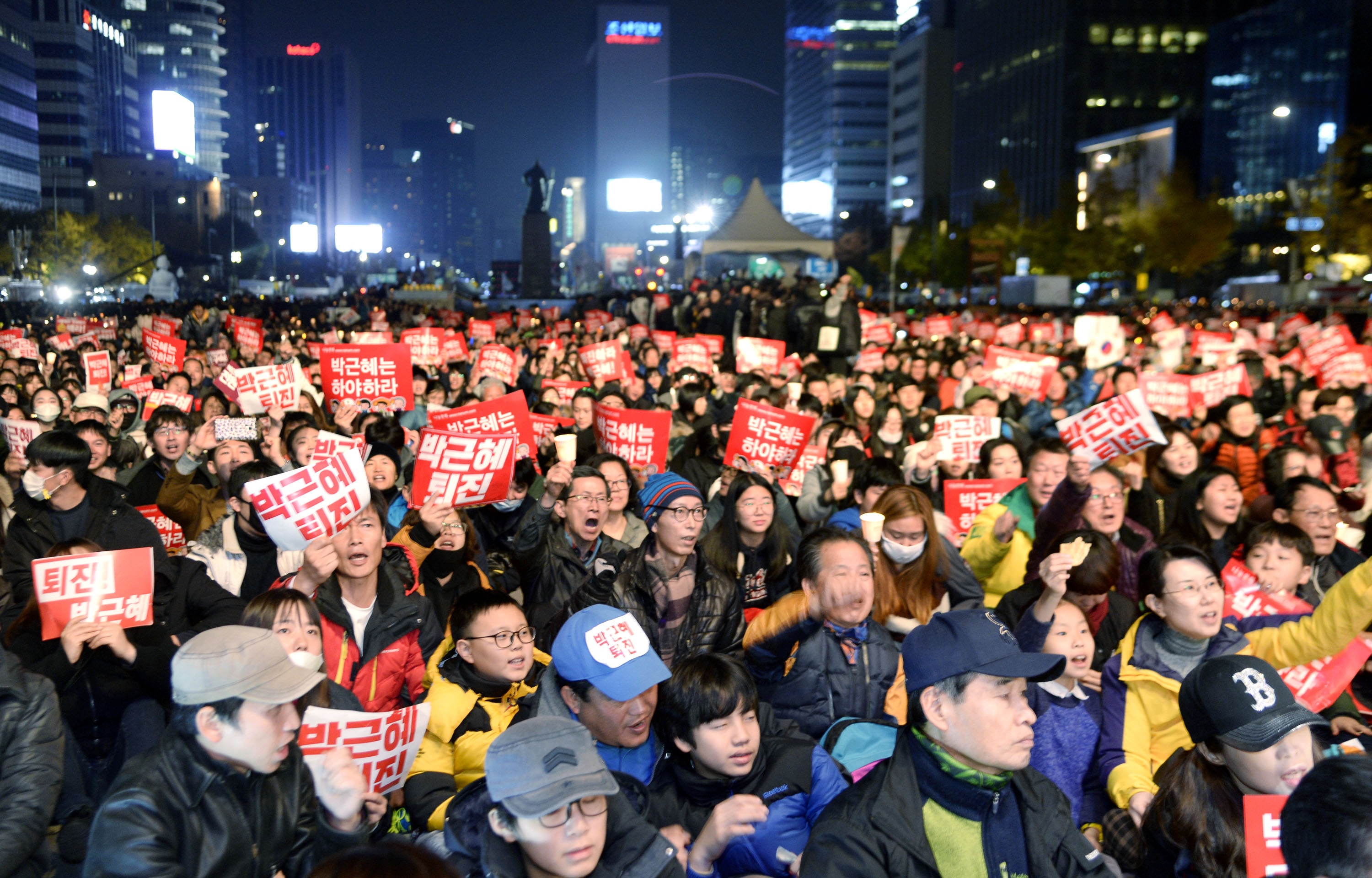 Million Strong Protest Tells South Korea President To Quit Sbs News