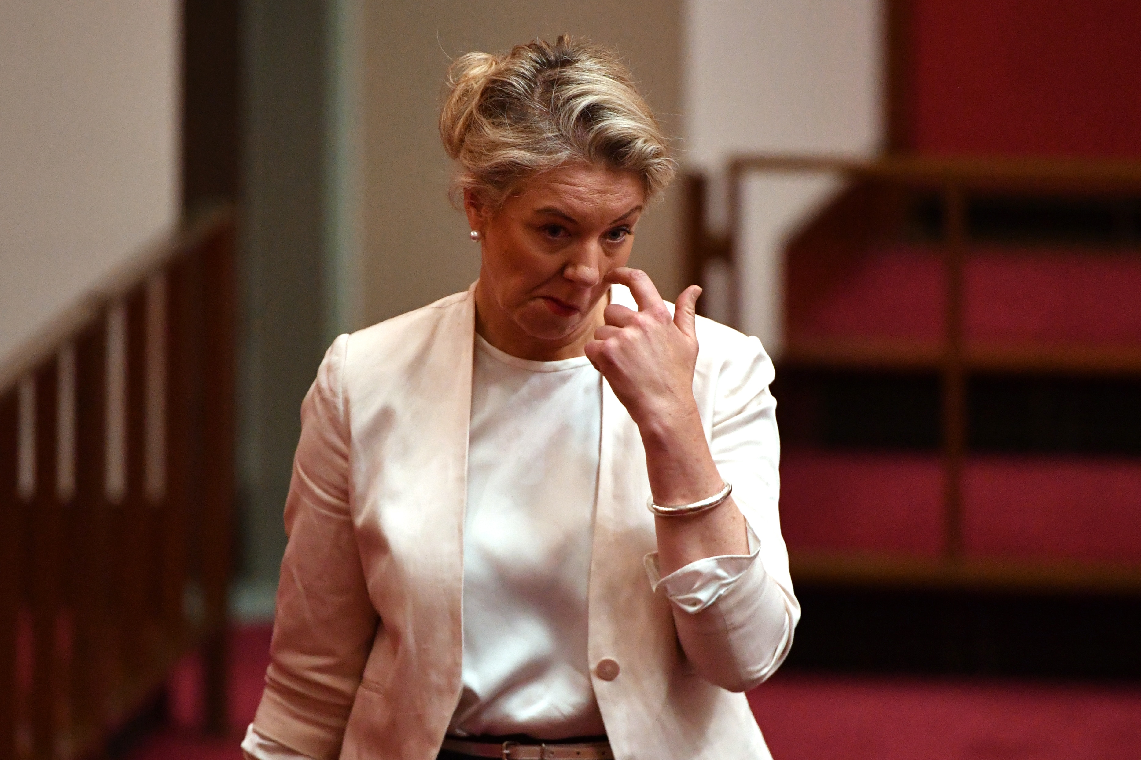 Labor slams 'sham' Bridget McKenzie probe as embattled minister refuses ...