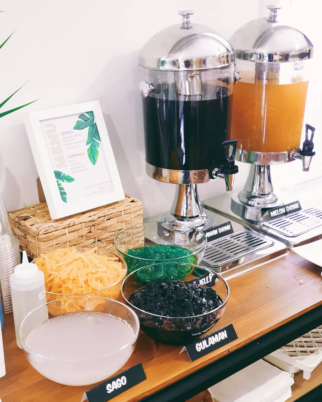 Sbs Language Pandemic Pushes Entrepreneur To Shift From Catering To Filipino Boba Tea Home Kits