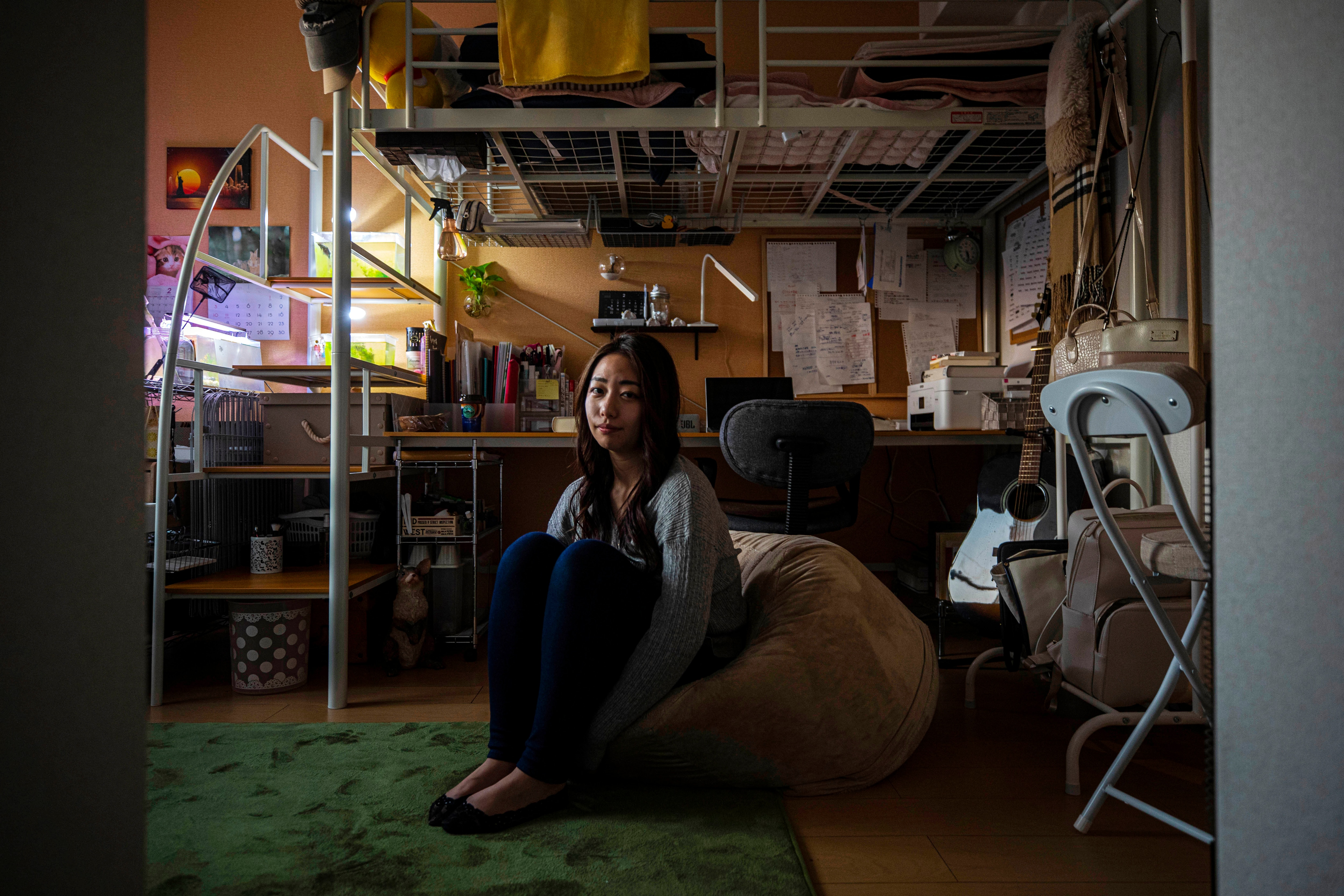 Having survived her own suicide attempt, Nazuna Hashimoto hopes to train as a therapist, with a special focus on women. (Hiroko Masuike/The New York Times) 