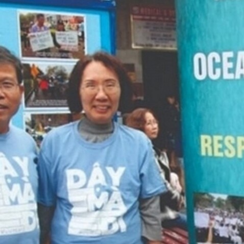 Ông Châu Văn Khảm và vợ bà Châu Quỳnh Anh tại một buổi vận động bảo vệ đại dương