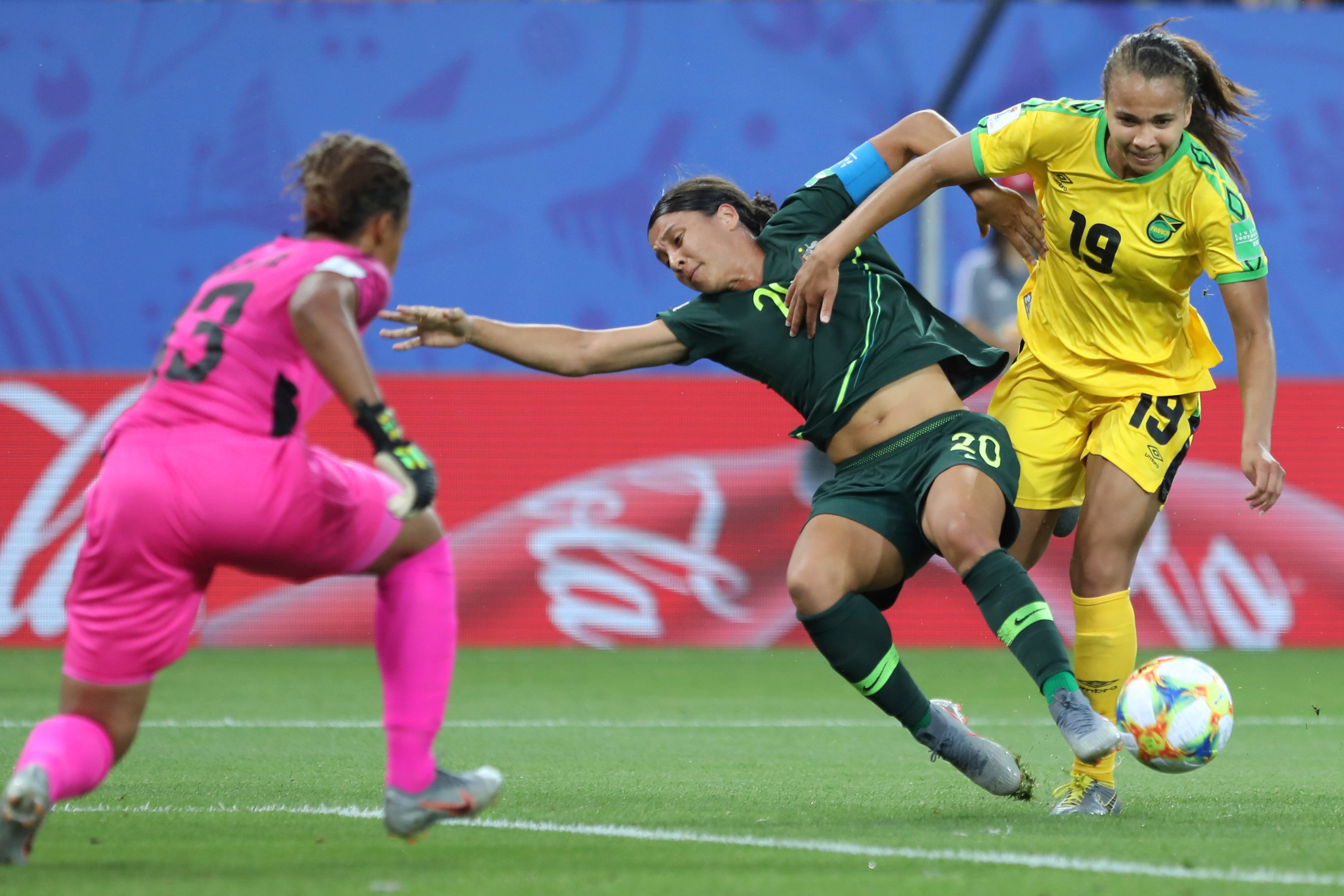 Sam Kerr Backflip / Live: Matildas v South Korea in Cup of Nations ...