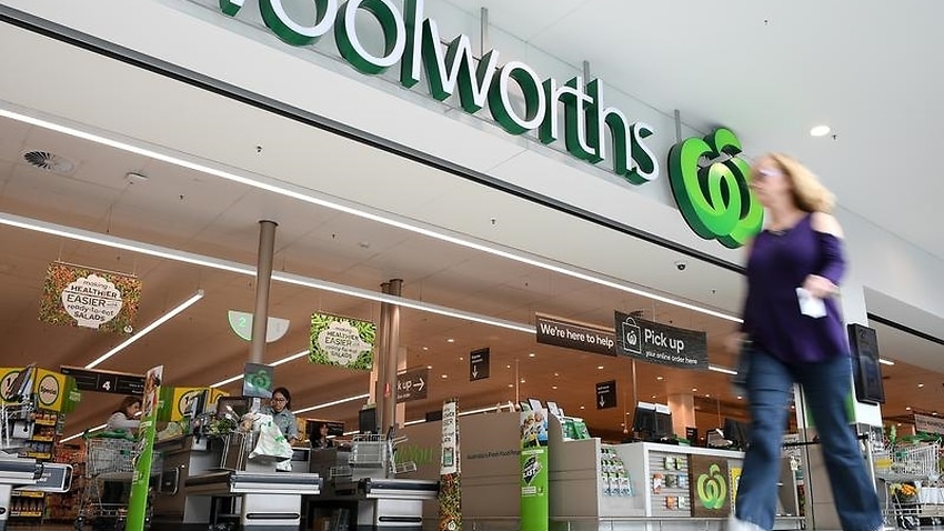 woolworths-to-close-30-big-w-stores-sbs-news