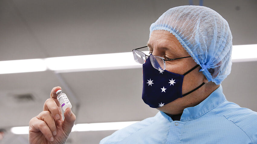 Government sets goal to inoculate all Australians by the end of the year as Labor slams lack of vaccine deals - Vimarsana News