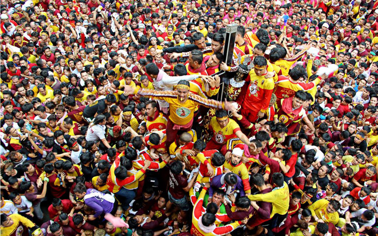 Black Nazarene: One dead, 800 injured as millions join Philippine ...