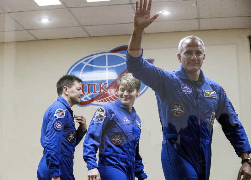 Russian Cosmonaut Ðžleg Kononenko, astronaut of the United States Anne McClain and Canadian astronaut David Saint Jacques.