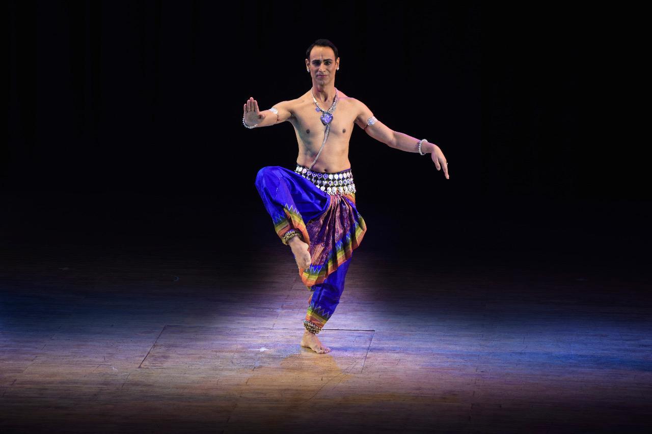 Australian Indian Odissi dancer Sam Goraya in performance 