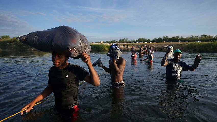 Image for read more article 'Conditions at migrant camps on US-Mexico border deteriorate as deportations continue'