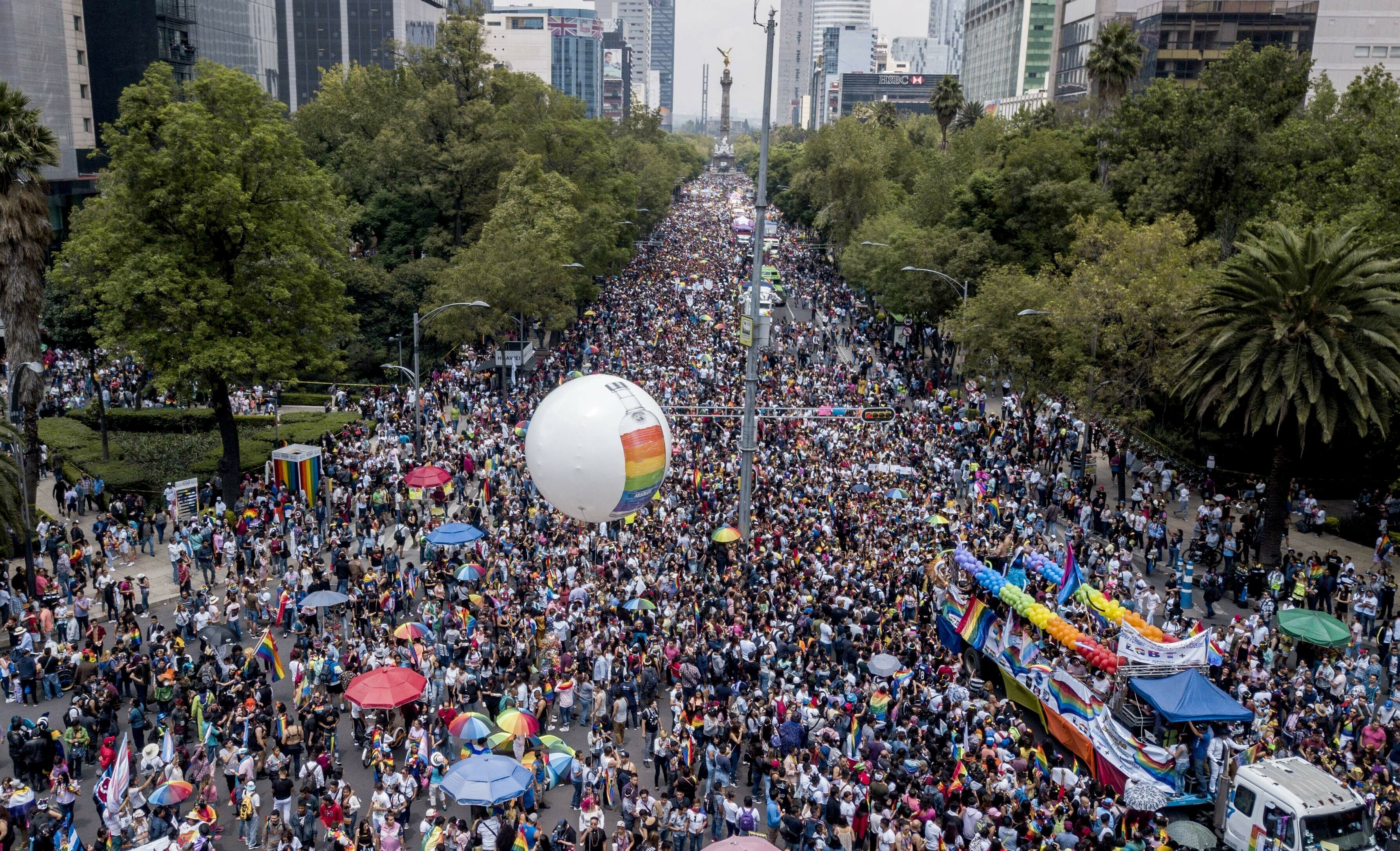 Thousands Join In Global Gay Pride Parades   Ec24283d 7510 41c8 Af30 E95b6f05424e