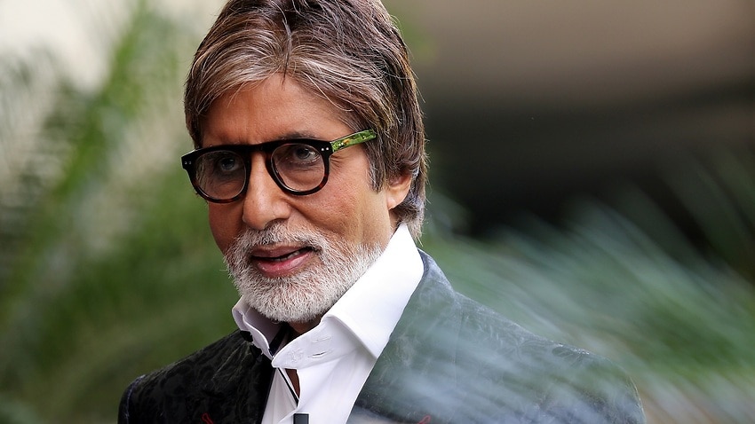 Bollywood star Amitabh Bachchan and his son hospitalised with COVID-19 - SBS News