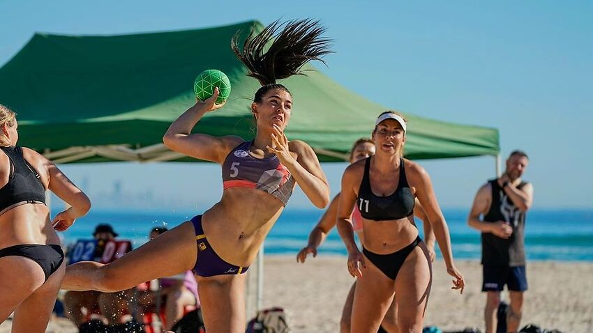 Australian athletes call for change after Norwegian team is fined for not wearing bikini bottoms - Vimarsana News