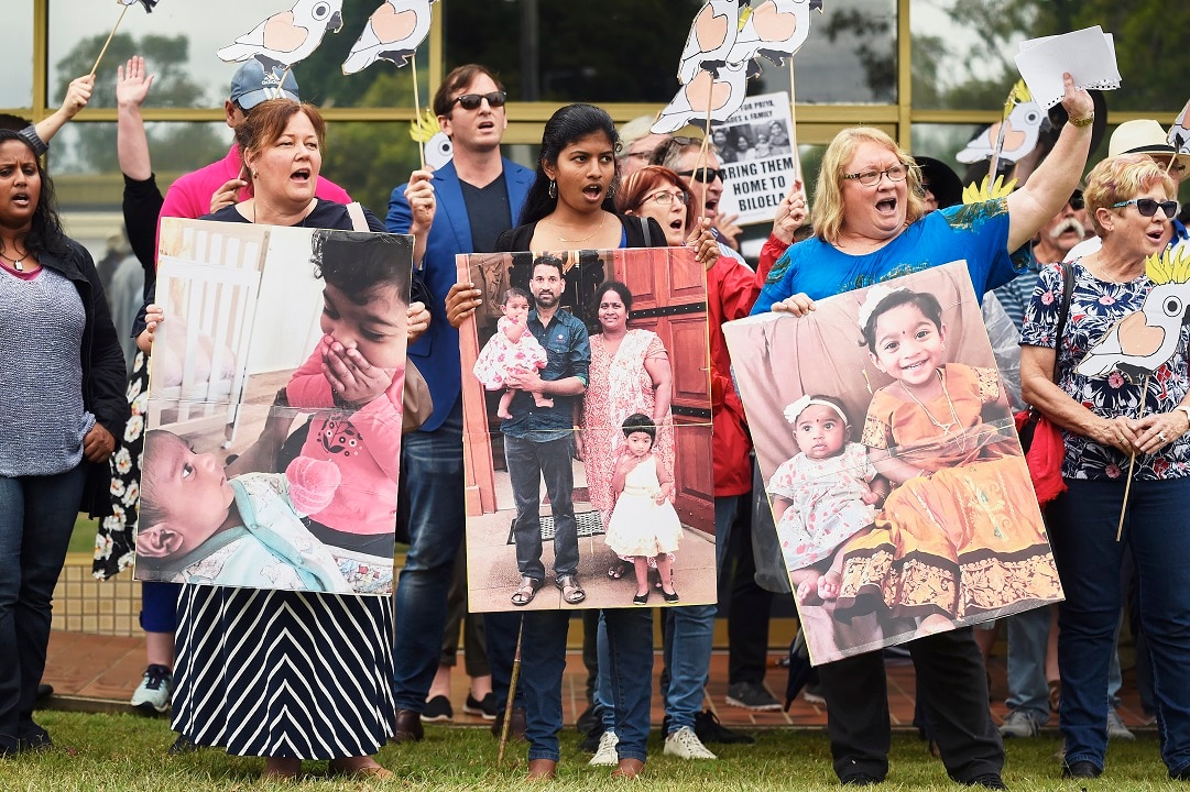 Friends of supporters of a Tamil family facing deportation held a protest outside the office of the Minister for Home Affairs Peter Dutton.