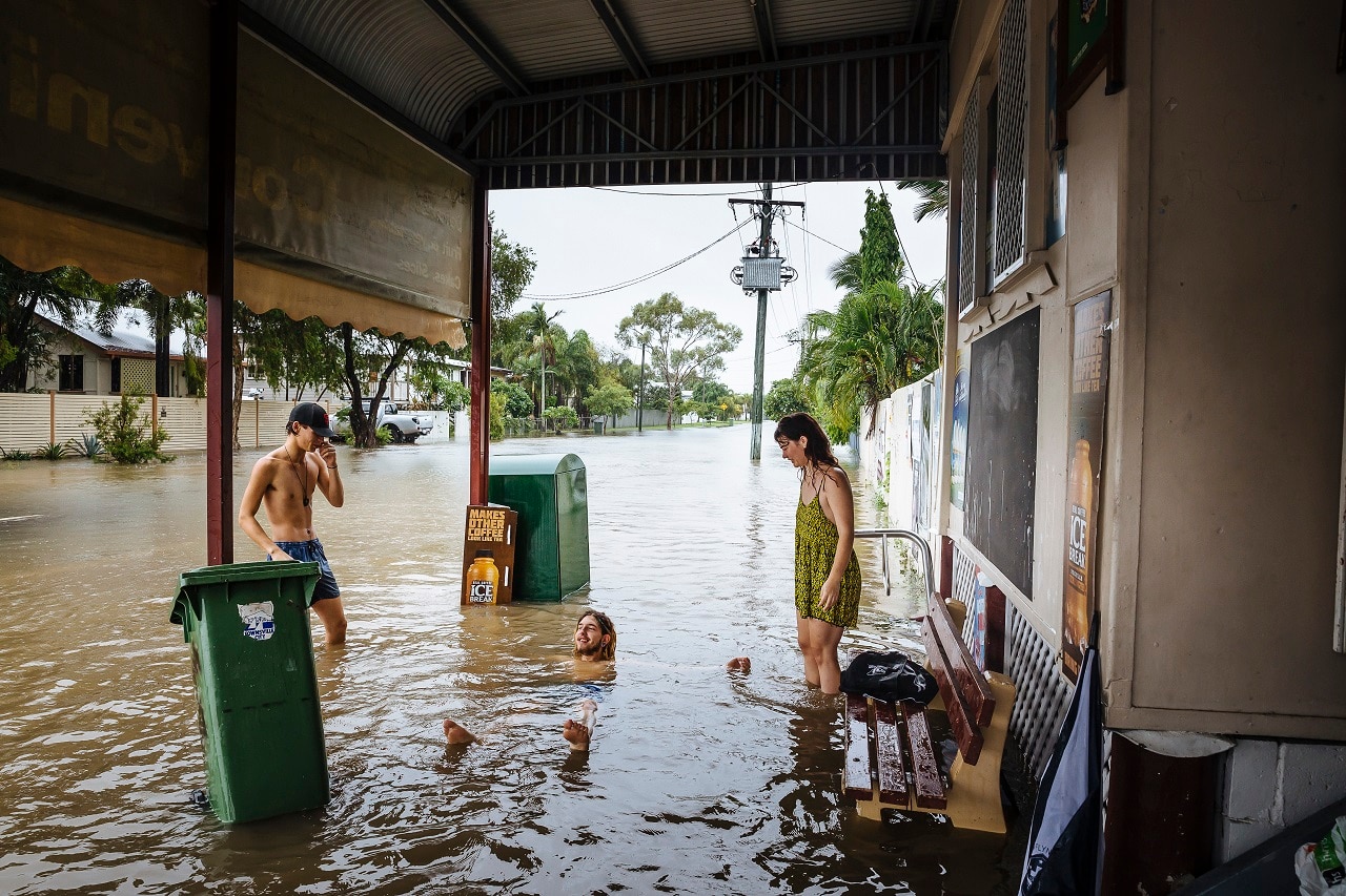 Townsville's 'oneina100 year' flood crisis to worsen with more heavy