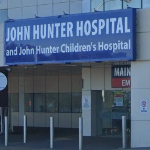 新州一名兩個月大嬰兒在紐卡素John Hunter醫院不治，證實是死於新冠病毒感染。治